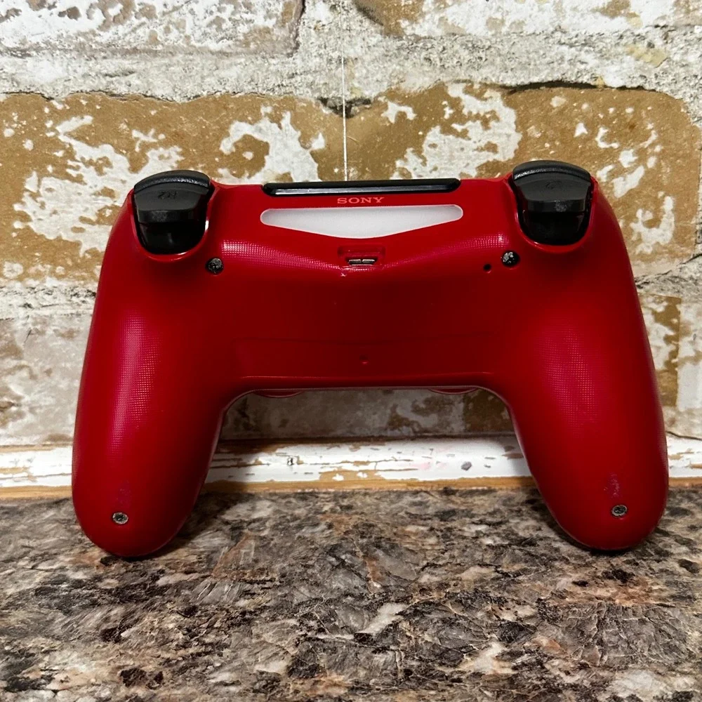Sony DualShock 4 Wireless Controller PS4 Red Good Condition CUH-ZCT2U